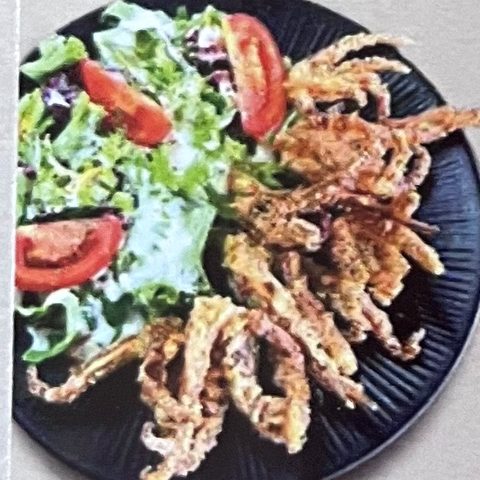 Tintenfisch Tempura Salad